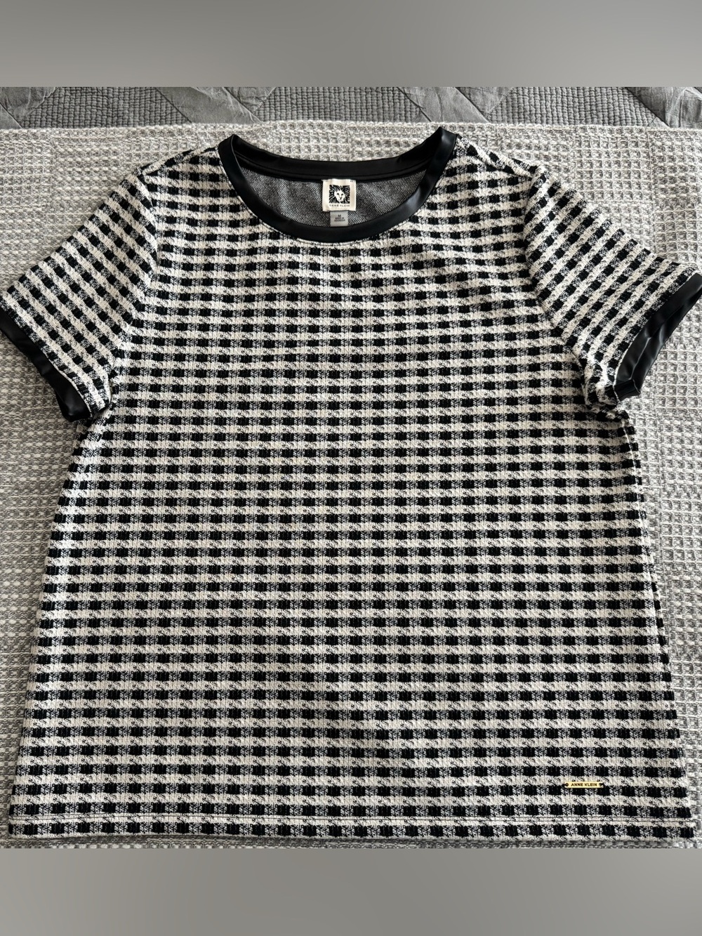 Black and White Knit Check Short Sleeve Top